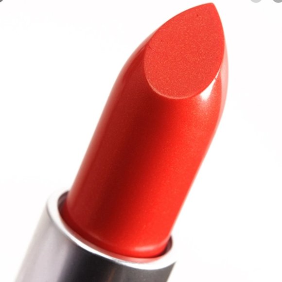 MAC Creme Sheen Lipstick - Dozen Carnations - Picture 6 of 6